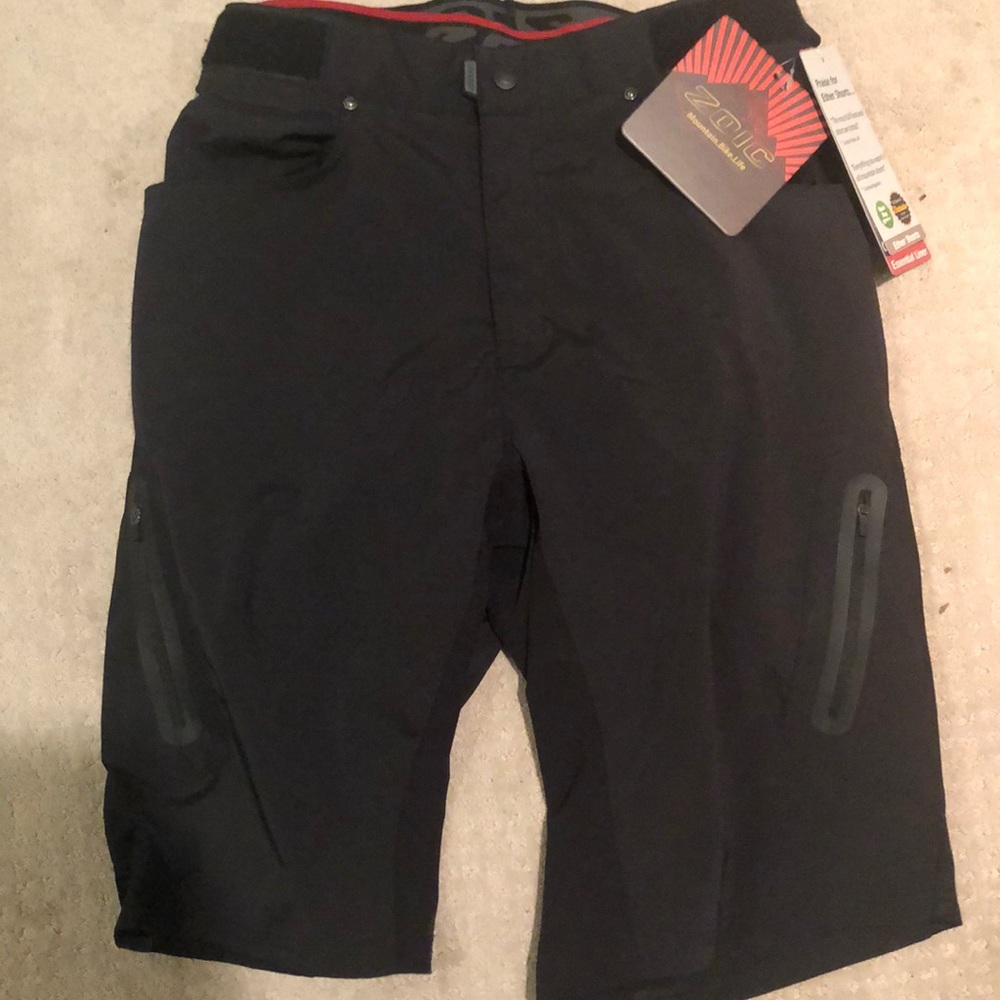 Zoic mountain biking shorts, brand new